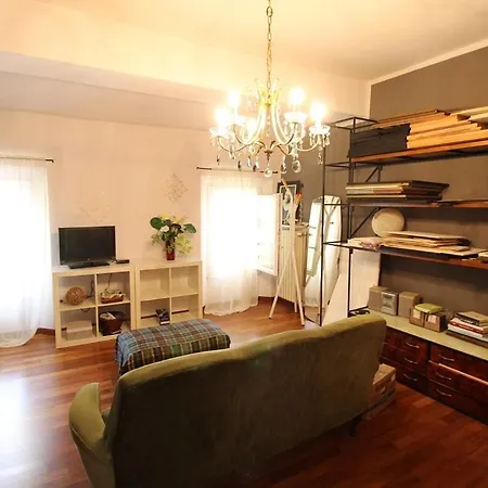 Loft Porta Castello Апартаменты Реджонель-Эмилия